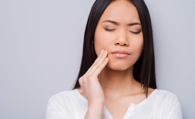 EDUARDO ZAMORANO. Fisioterapia de la esfera cráneo-cérvico-mandibular y el dolor orofacial