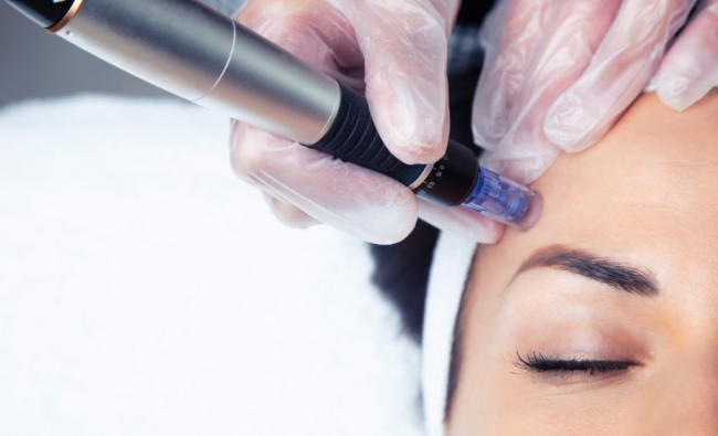 Noviembre 2025: Fisioterapia Dermatofuncional Facial con técnicas fotosensibles