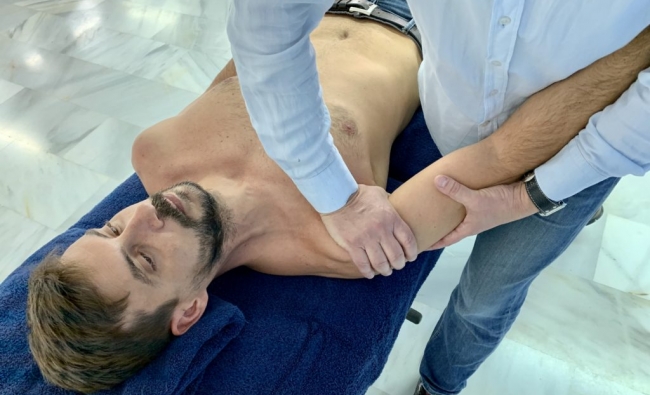 2025: Pack 2 cursos Terapia manual articulatoria y manipulativa de las Articulaciones Periféricas + Curso Avanzado Manipulaciones Vertebrales