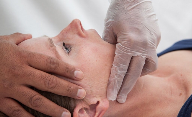 EDUARDO ZAMORANO. Fisioterapia de la esfera cráneo-cérvico-mandibular y el dolor orofacial